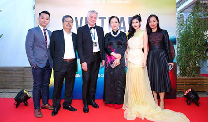 «La Soirée vietnamienne» impressionne à Cannes