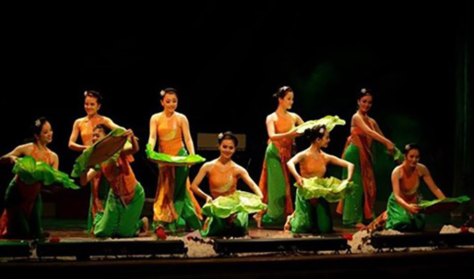 Le Viet Nam se produit au Festival du folklore mondial