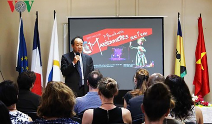 9e Forum francophone du Pacifique: les marionnettes sur l’eau du Viet Nam honorées
