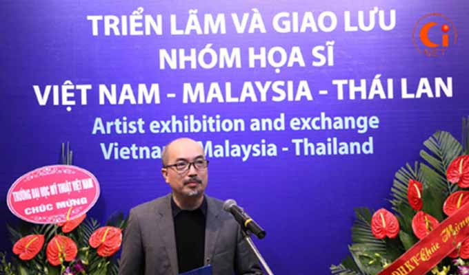 Exposition de peintres vietnamiens, malaisiens et thaïlandais 