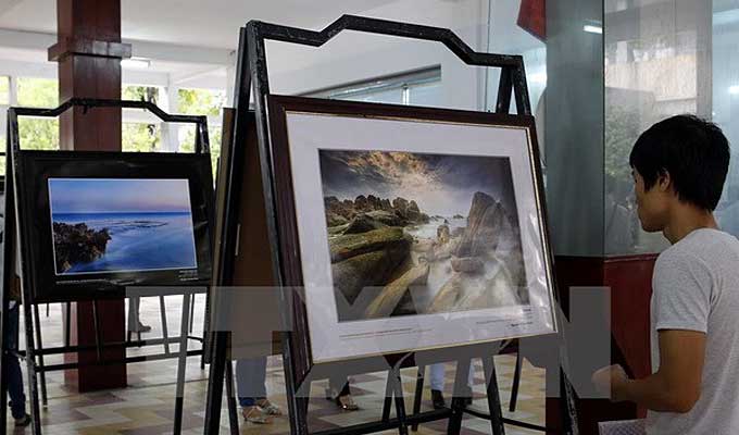 Photo exhibition on Vietnamese heritage sites opens in Da Nang