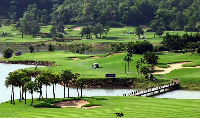 Surveying products and services for golf in Viet Nam