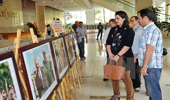 Photo exhibition marks 55 years of Viet Nam-Cuba relations