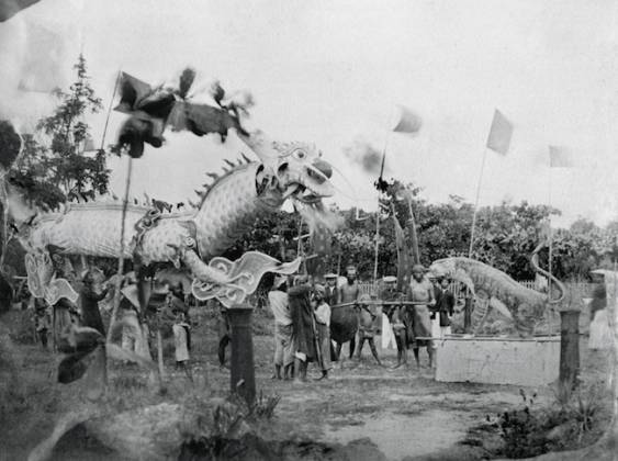 Le Vietnam du début du XXe siècle vu par des photographes français 