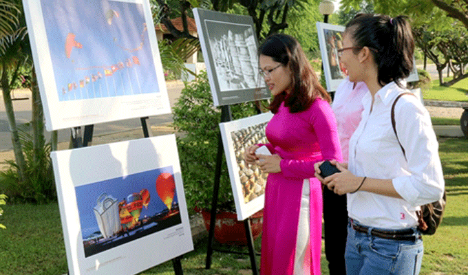 Ouverture de l’exposition «Photos sur le patrimoine du Viet Nam 2015»