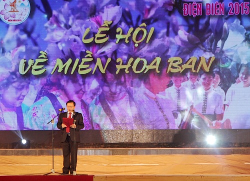 Ouverture de la fête de la bauhinie de Diên Biên