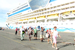 Hơn 1.700 khách Úc đến BR-VT bằng đường biển