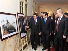 Photo exhibition recalls Vietnam-Russia historical ties