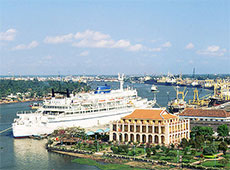 Ho Chi Minh City attracted 3.22 international visitor arrivals in 10 months of 2013