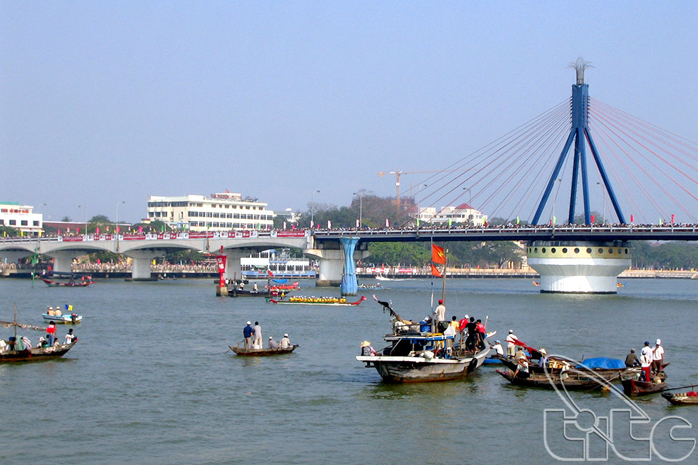 Đà Nẵng tiếp tục thu hút nhiều khách du lịch