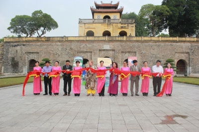 Discovery Wonders of World Heritage exhibit opens in Ha Noi