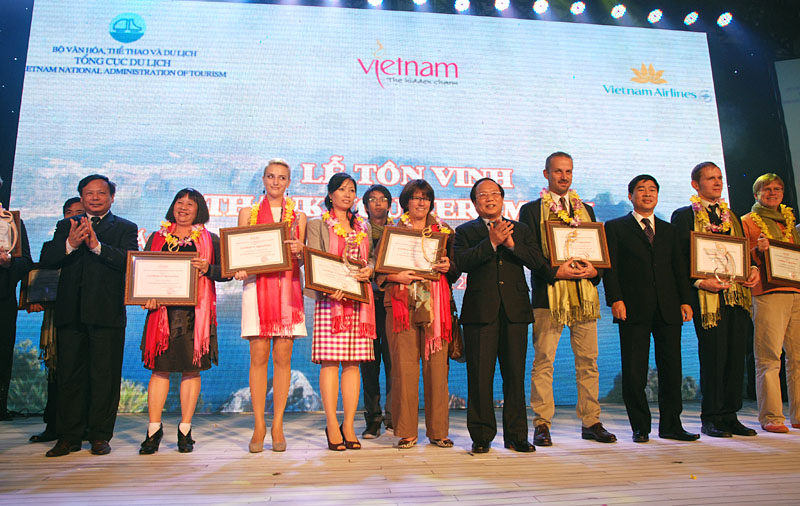 Lễ vinh danh các hãng lữ hành quốc tế hàng đầu gửi khách đến Việt Nam năm 2014
