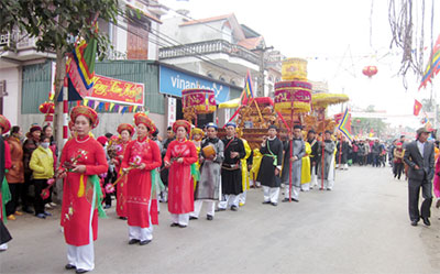 Traditional cultural preservation in Hung Hoc village festival in Quang Ninh province