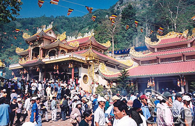 Pilgrims flock to southern Tay Ninh province