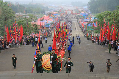 Thousands commemorate legendary Hung Kings  