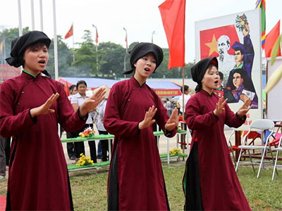 Xoan singing festival for teenagers in Viet Tri city