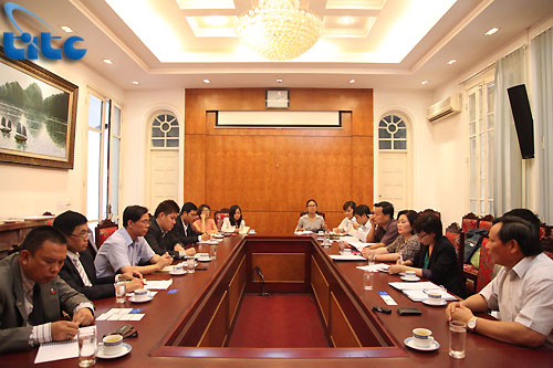 VNAT’s General Director Nguyen Van Tuan meets leaders of NTOs’ representative offices in Viet Nam