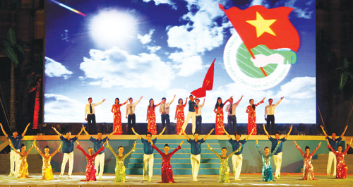 Tổ chức “Tuần Văn hóa- Du lịch biển đảo Việt Nam- Hà Nội 2014”.