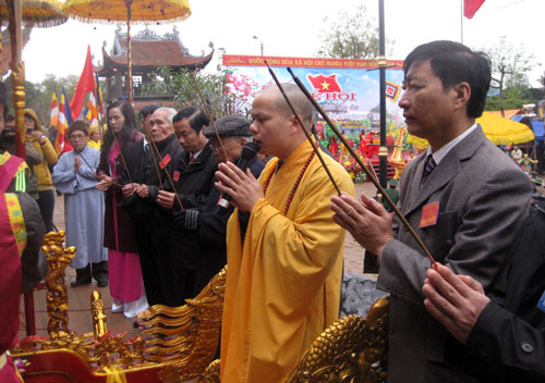 Lễ hội Chùa Hang Xuân Giáp Ngọ năm 2014 