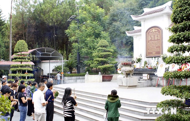 Mỗi ngày có hơn 1.000 lượt khách tới thăm di tích Ngã ba Đồng Lộc