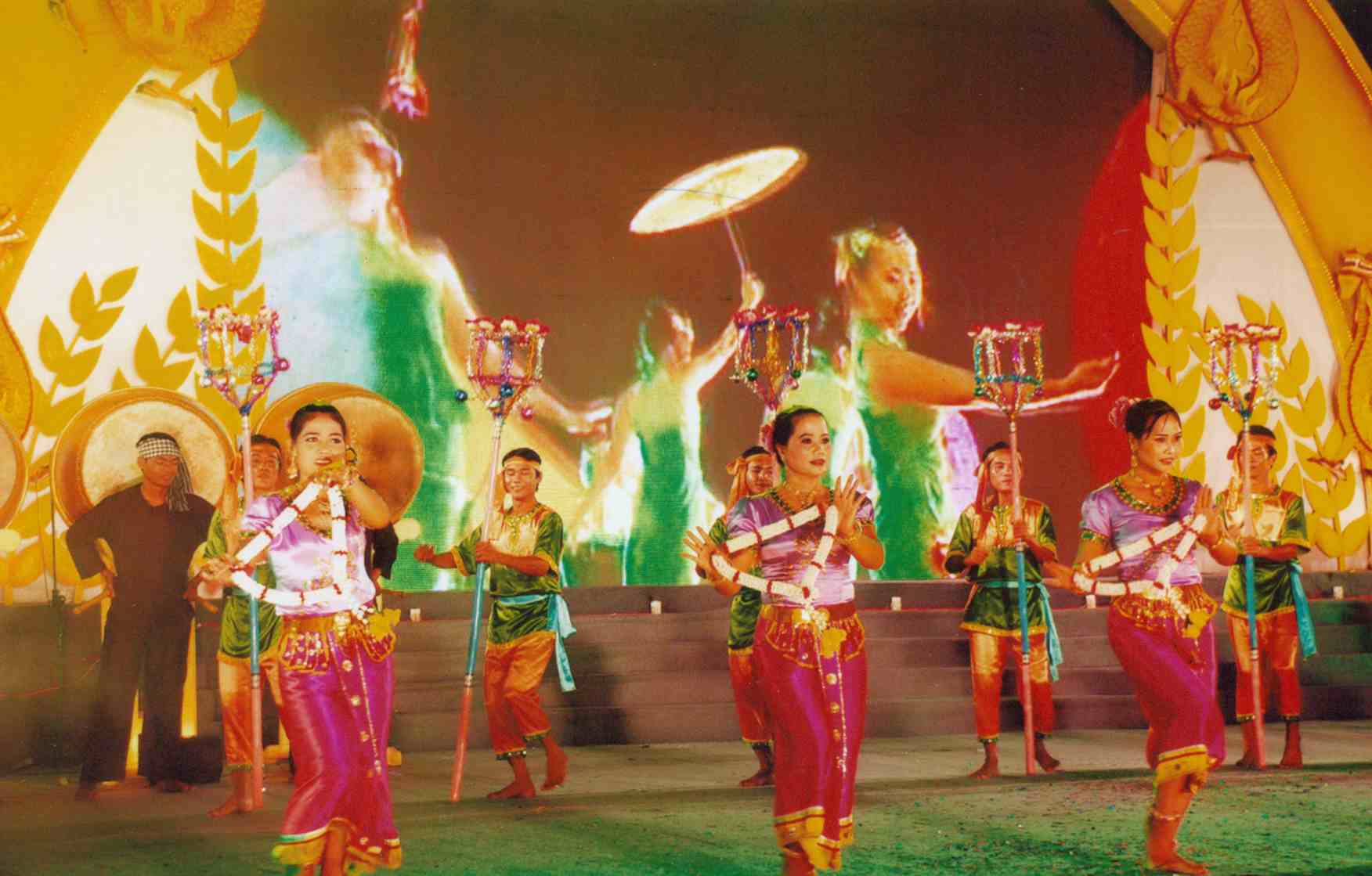 Nhiều hoạt động chào mừng Ngày Văn hóa các dân tộc Việt Nam 2014