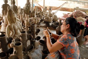 Ninh Thuận trưng bày nghề truyền thống người Chăm