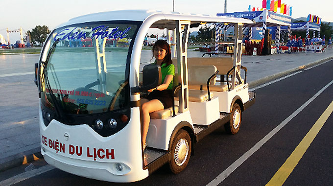 Xe điện phục vụ city tour ở Quy Nhơn (Bình Định)