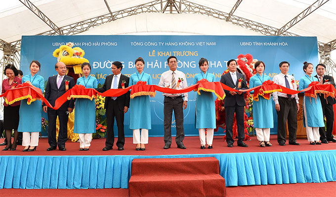 Vietnam Airlines opens Nha Trang - Hai Phong route