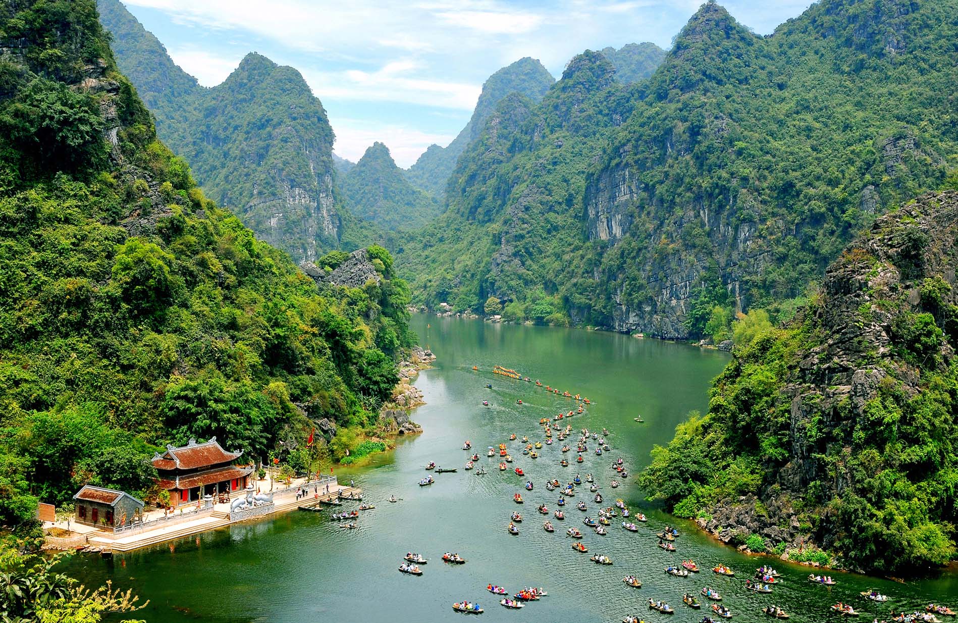 Une année riche de distinctions pour le tourisme vietnamien