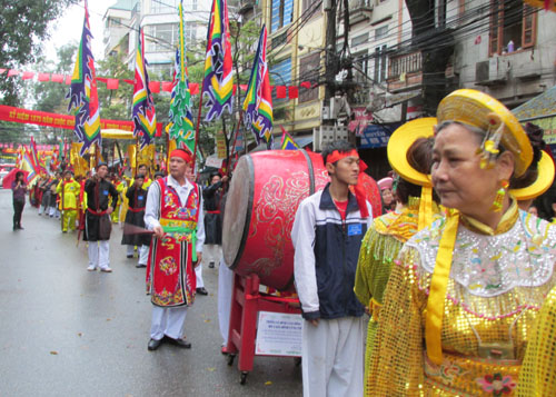 Lễ hội truyền thống kỷ niệm 1975 năm khởi nghĩa Hai Bà Trưng