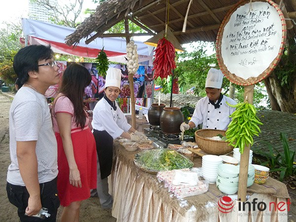 Đà Nẵng: Tổ chức ngày hội văn hóa - ẩm thực 5 nước dự thi pháo hoa quốc tế