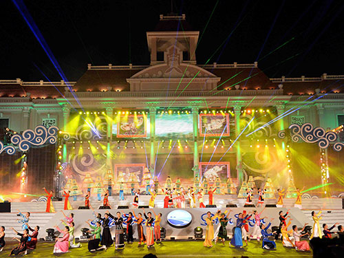 Chào đón Festival Biển Nha Trang – Khánh Hòa 2015