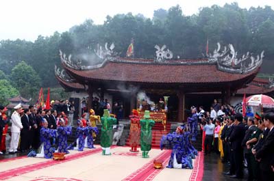Rituals held to commemorate Lac Long Quan and Au Co