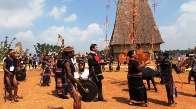 Thirteen central provinces to join Ethnic Groups Cultural Day