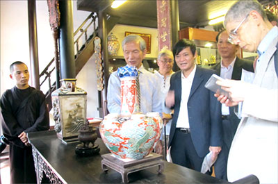 Introduce Japanese traditional pottery and sculpture in Viet Nam 