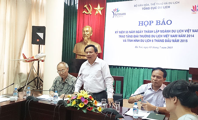 Họp báo về Kỷ niệm 55 năm Ngày thành lập ngành Du lịch Việt Nam, trao tặng Giải thưởng Du lịch Việt Nam 2014 và tình hình du lịch 6 tháng đầu năm 2015