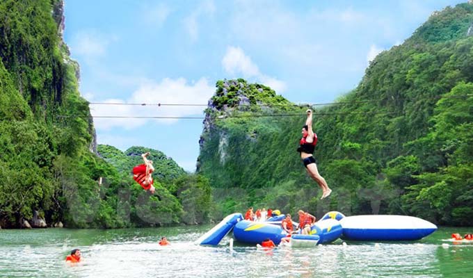 Hệ thống đu dây tự do tour Sông Chày - Hang Tối dài nhất Việt Nam