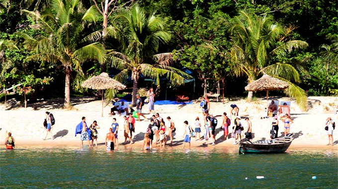 Domestic visitors boost tourism in Quang Nam