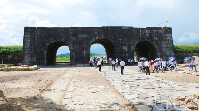 Citadel of the Ho Dynasty (Thanh Hoa Province) ranks 1st in the list of 21 most beautiful heritage sites in the world