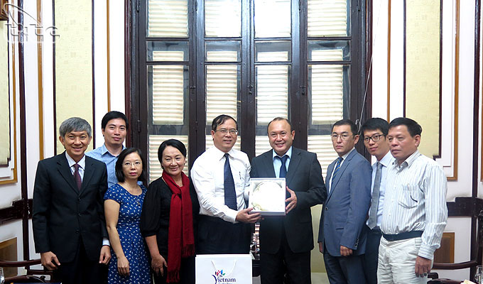 Tổng cục Du lịch tiếp Đại sứ Kazakhstan tại Việt Nam