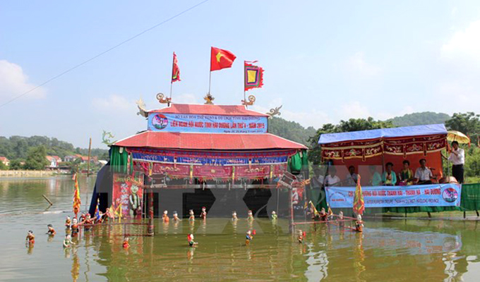 Lễ hội Côn Sơn-Kiếp Bạc 2015: Đặc sắc liên hoan múa rối nước