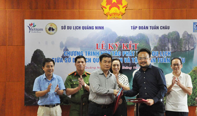 Ký kết Chương trình hợp tác phát triển du lịch giữa Sở Du lịch Quảng Ninh và Tập đoàn Tuần Châu