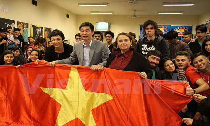 Quảng bá đất nước, văn hóa Việt Nam tại Argentina