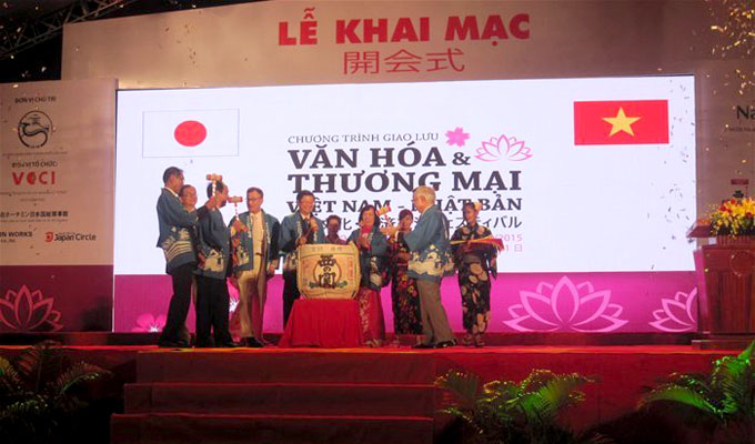 Deuxième échange culturel Vietnam-Japon à Can Tho