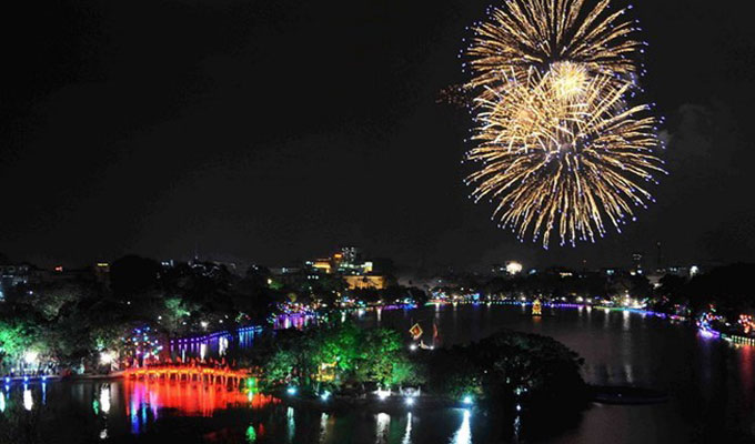 Lunar New Year fireworks to light up Ha Noi’s sky at 30 venues