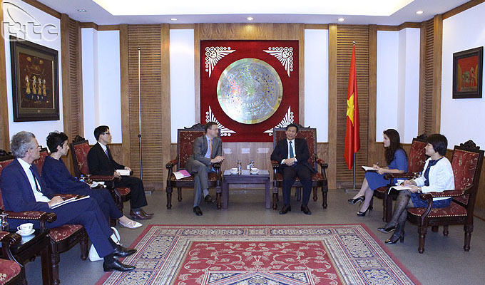 Bộ trưởng Nguyễn Ngọc Thiện tiếp Đại sứ Pháp tại Việt Nam