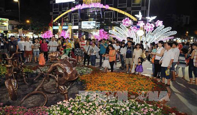 Ho Chi Minh City celebrates Tet with special art performances 