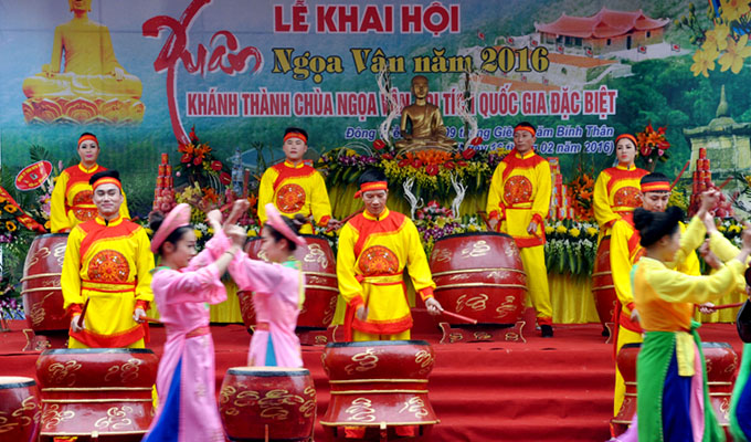Ouverture de la fête printanière Ngoa Vân et inauguration de la pagode éponyme