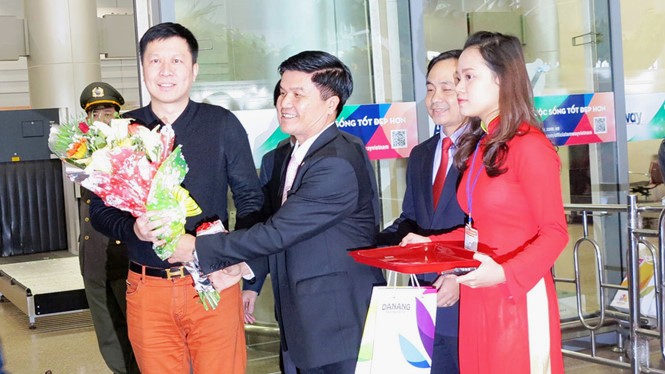 Da Nang accueille le premier vol du Nouvel an lunaire du Singe