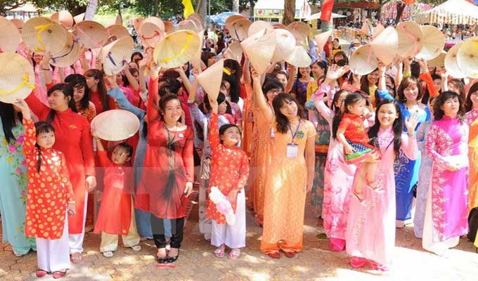 Ao Dai festival 2016 opens in Ho Chi Minh City